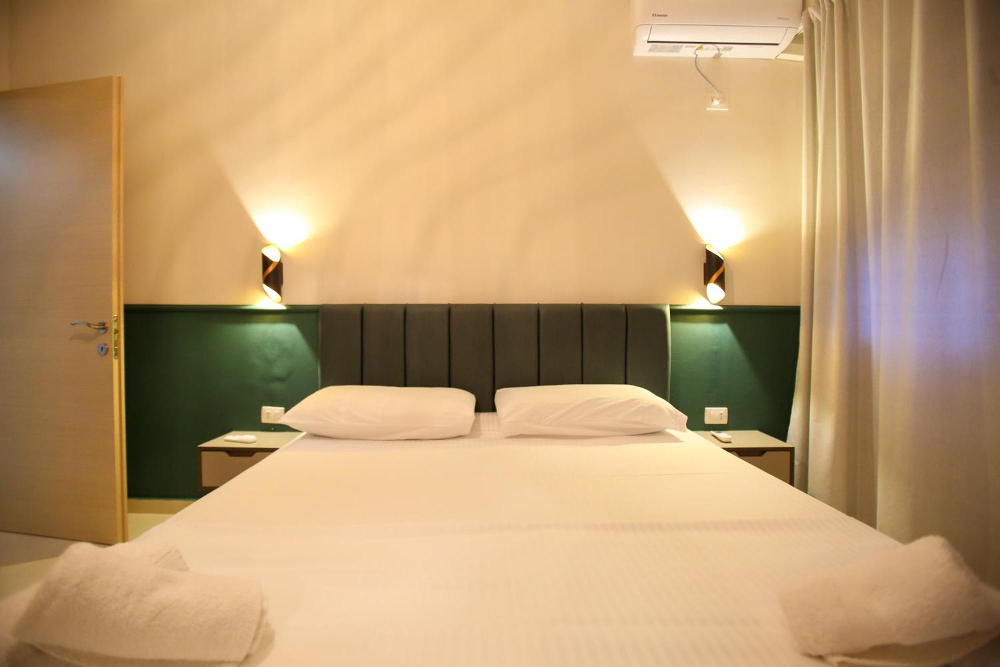 Oasis Residence Vlora Kültér fotó