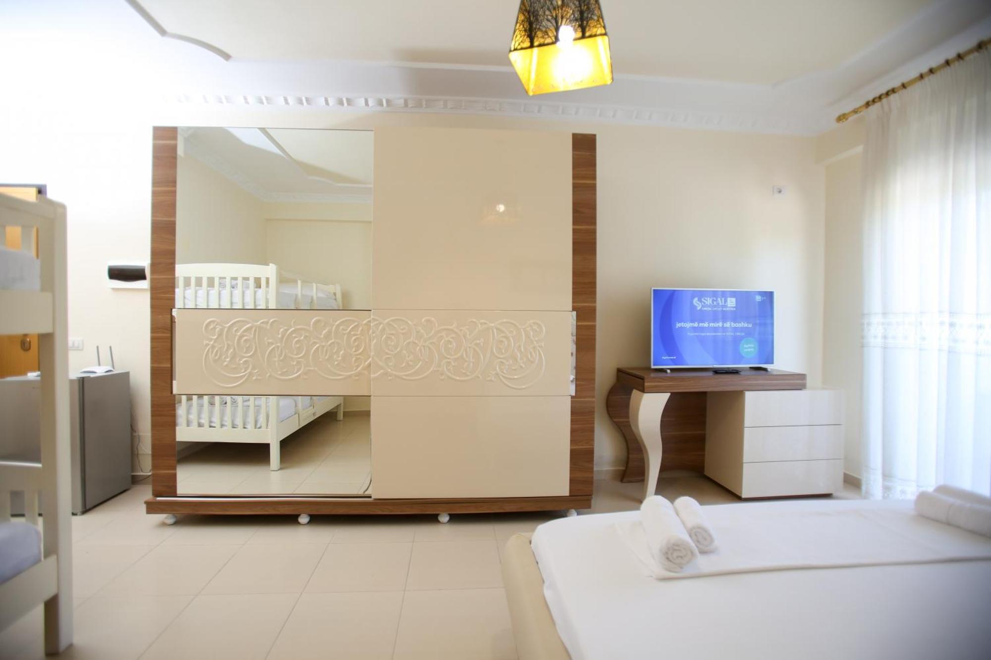 Oasis Residence Vlora Kültér fotó